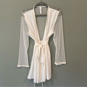 Flora Nikrooz Showstopper Robe - worn once